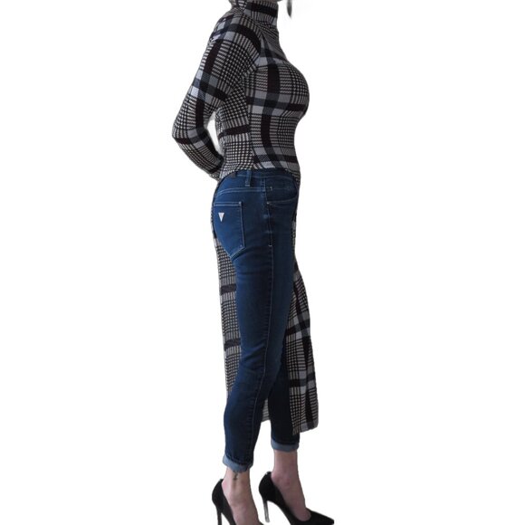 Top - Picture 5 of 6